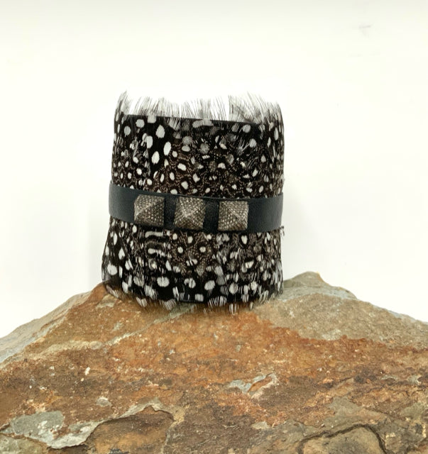 S. CARTER DESIGNS Diamond Pave, Leather & Feather Cuff